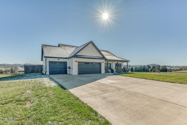 1381 Orchard View Lane, Piney Flats, TN 37686