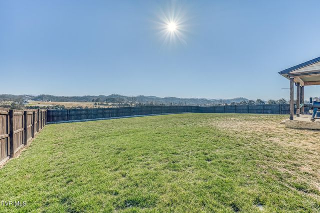 1381 Orchard View Lane, Piney Flats, TN 37686