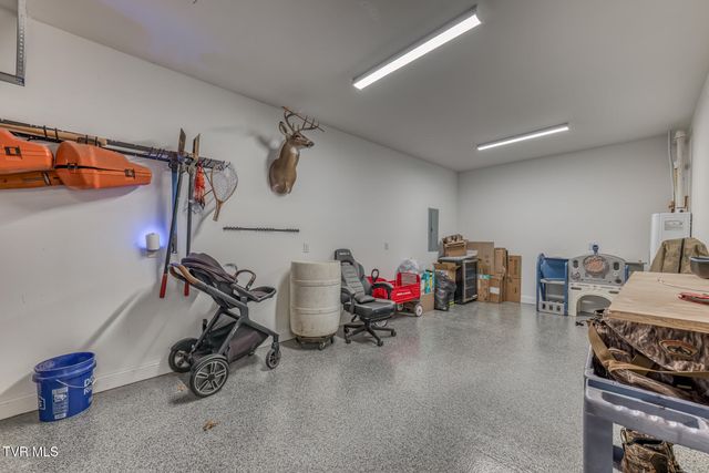 1381 Orchard View Lane, Piney Flats, TN 37686