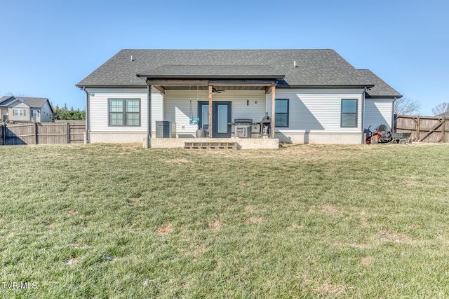 1381 Orchard View Lane, Piney Flats, TN 37686