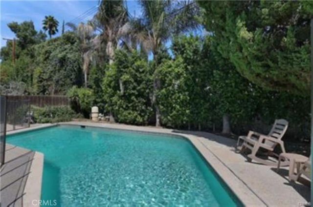 22335 Kittridge Street, Woodland Hills, CA 91303