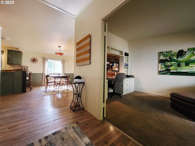 2350 N TERRY St 55, Eugene, OR 97402