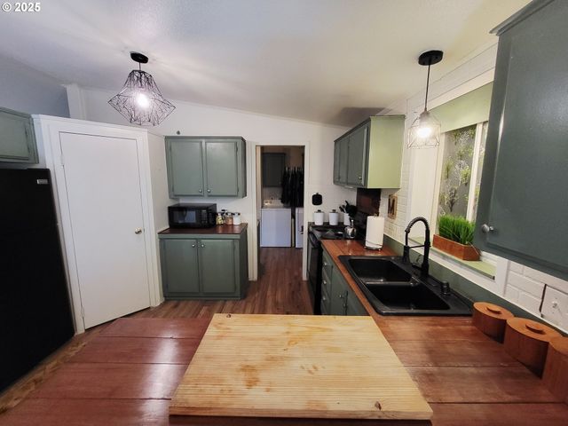 2350 N TERRY St 55, Eugene, OR 97402