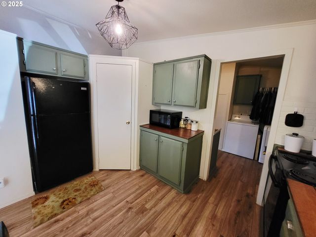 2350 N TERRY St 55, Eugene, OR 97402