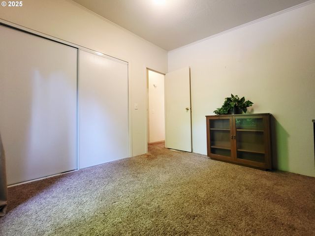 2350 N TERRY St 55, Eugene, OR 97402