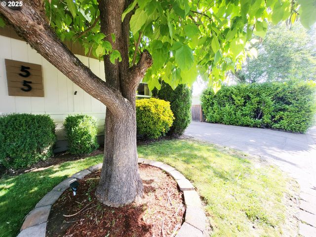 2350 N TERRY St 55, Eugene, OR 97402