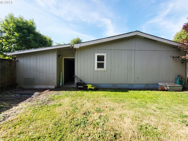 2350 N TERRY St 55, Eugene, OR 97402