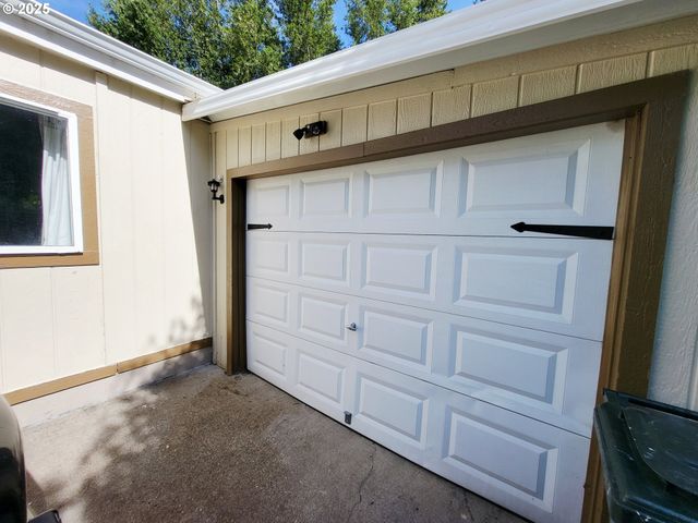 2350 N TERRY St 55, Eugene, OR 97402