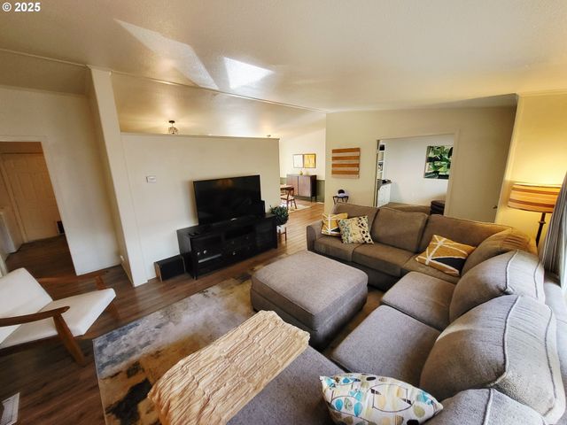 2350 N TERRY St 55, Eugene, OR 97402