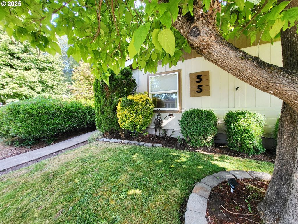 2350 N TERRY St 55, Eugene, OR 97402