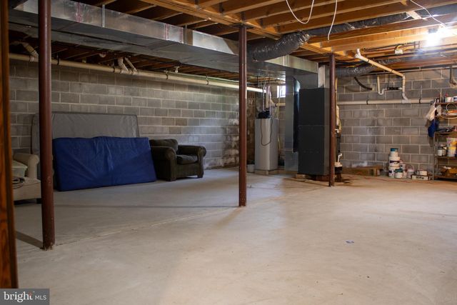 1327 GARRY AVE, Vineland, NJ 08361