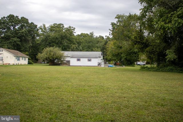 1327 GARRY AVE, Vineland, NJ 08361