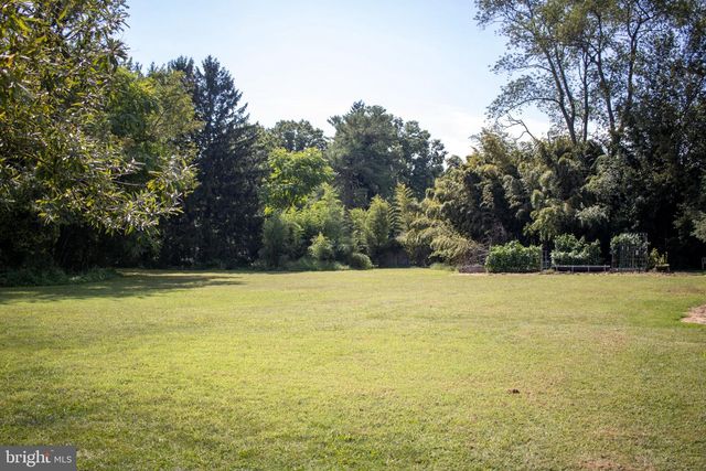 1327 GARRY AVE, Vineland, NJ 08361