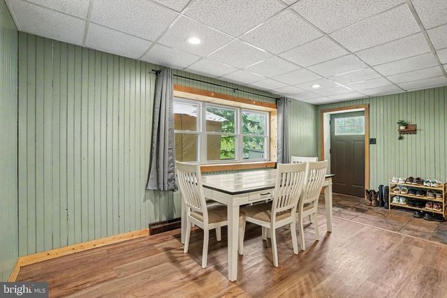 1990 RED BANK RD, Dover, PA 17315