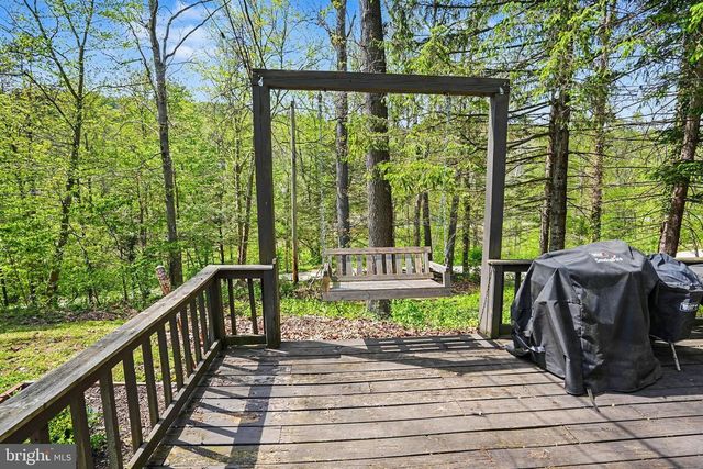 1990 RED BANK RD, Dover, PA 17315