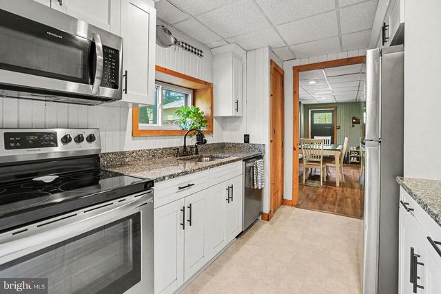 1990 RED BANK RD, Dover, PA 17315