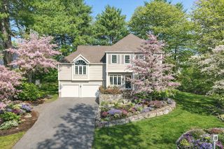491 Acorn Park Dr 62, Acton, MA 01720