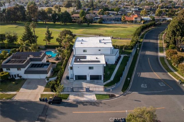 4415 Parkview Drive, Lakewood, CA 90712