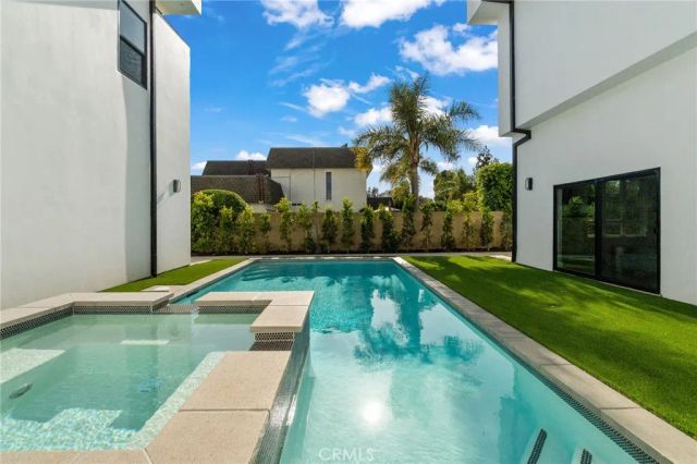4415 Parkview Drive, Lakewood, CA 90712