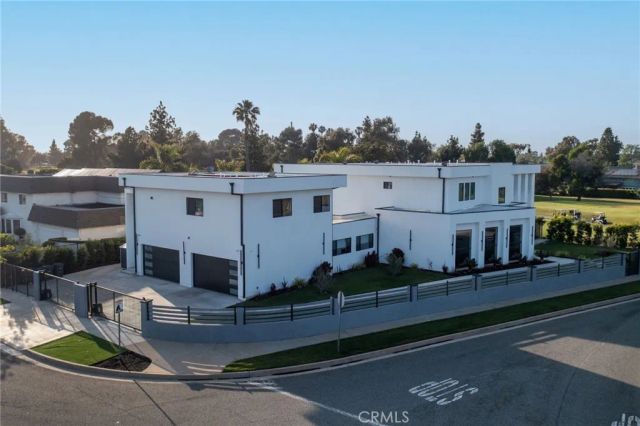 4415 Parkview Drive, Lakewood, CA 90712