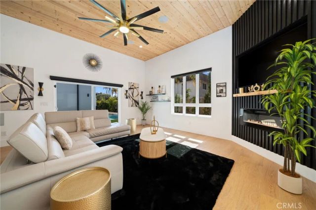 4415 Parkview Drive, Lakewood, CA 90712