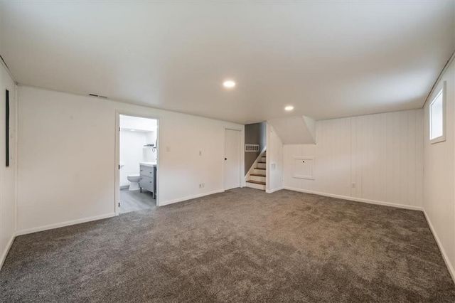 9934 England Drive, Overland Park, KS 66212