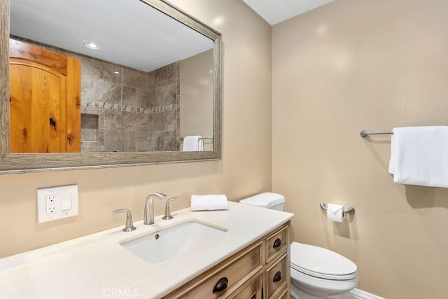 8222 Prestwick Circle, Huntington Beach, CA 92646