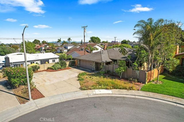 8222 Prestwick Circle, Huntington Beach, CA 92646