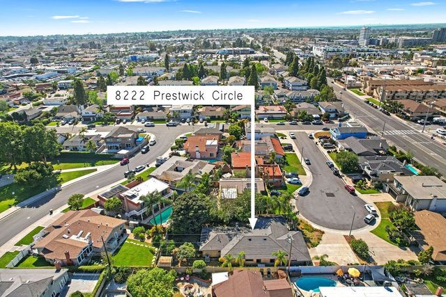 8222 Prestwick Circle, Huntington Beach, CA 92646
