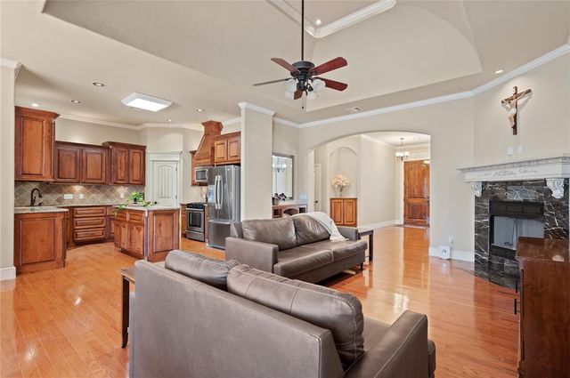 604 Eastmoor Court, Moore, OK 73160