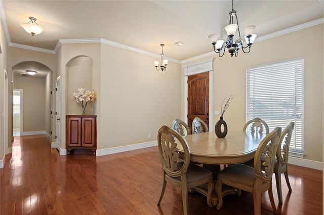 604 Eastmoor Court, Moore, OK 73160