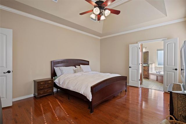 604 Eastmoor Court, Moore, OK 73160