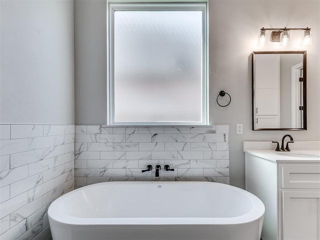 2033 Marsala Drive, Edmond, OK 73034