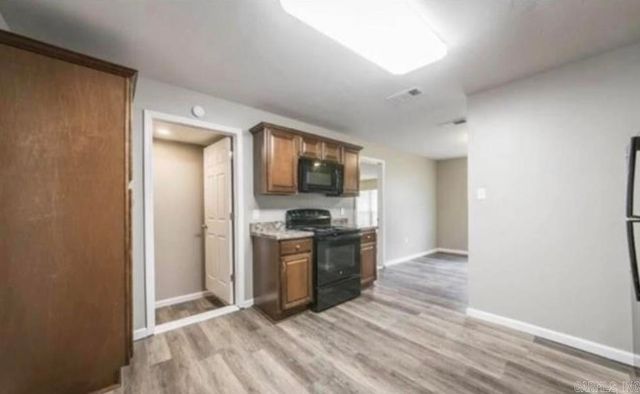62 Hill Lane, Little Rock, AR 72209
