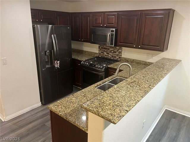 6311 Blue Twilight Court, Las Vegas, NV 89108