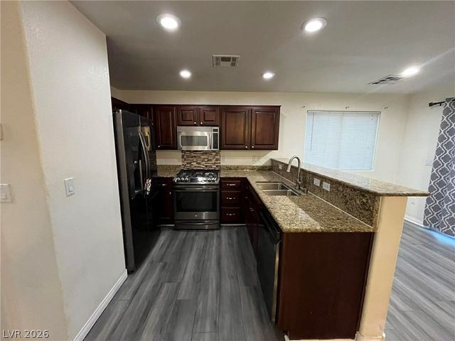 6311 Blue Twilight Court, Las Vegas, NV 89108