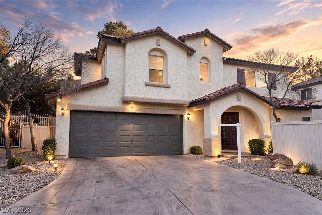 6311 Blue Twilight Court, Las Vegas, NV 89108