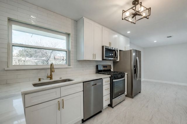 2637 Materhorn, Dallas, TX 75228