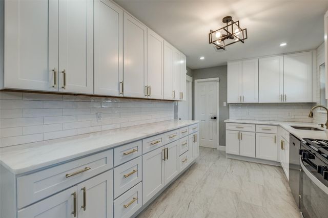 2637 Materhorn, Dallas, TX 75228