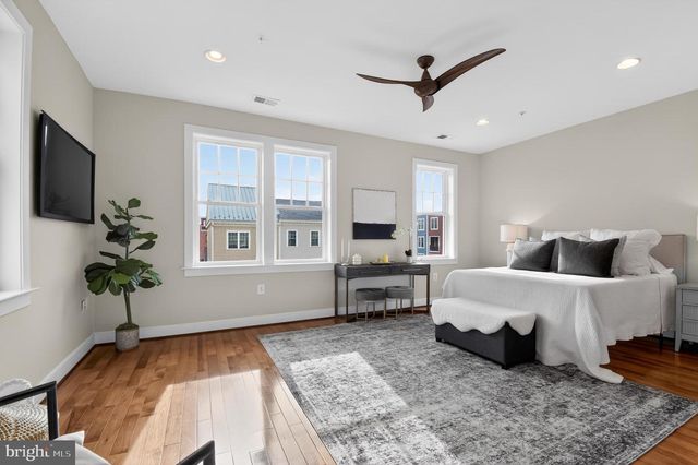 716 DIAMOND AVE, Alexandria, VA 22301