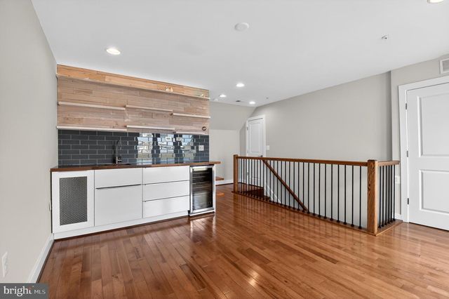 716 DIAMOND AVE, Alexandria, VA 22301