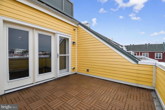 716 DIAMOND AVE, Alexandria, VA 22301