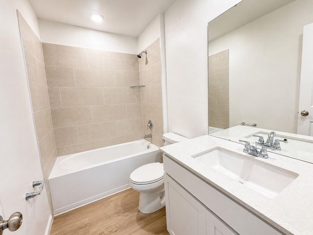 3055 GRANITE RIDGE AVENUE, Minneola, FL 34715