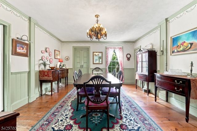 32 Tanners Brook Rd, Chester Twp., NJ 07930