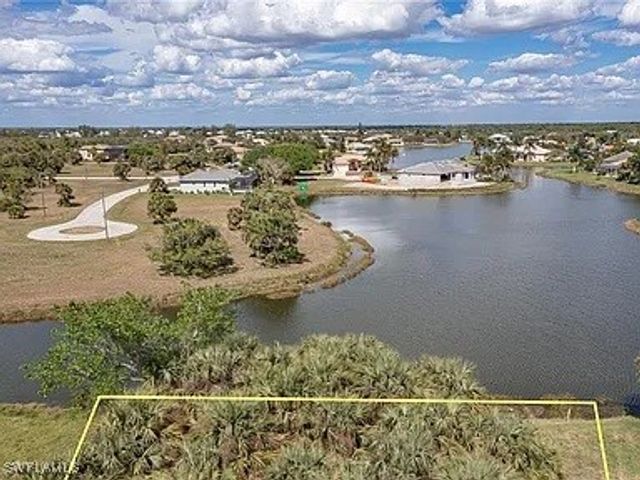 24274 Balearic LN, Punta Gorda, FL 33955
