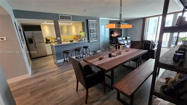 5825 Collins Ave 8J, Miami Beach, FL 33140