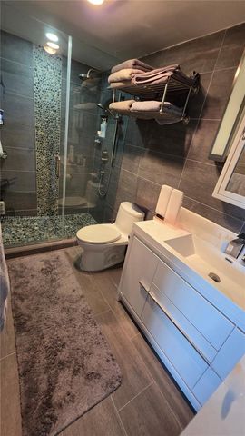 5825 Collins Ave 8J, Miami Beach, FL 33140