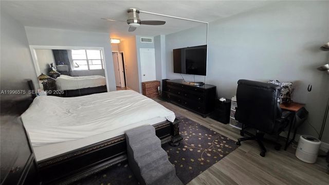 5825 Collins Ave 8J, Miami Beach, FL 33140