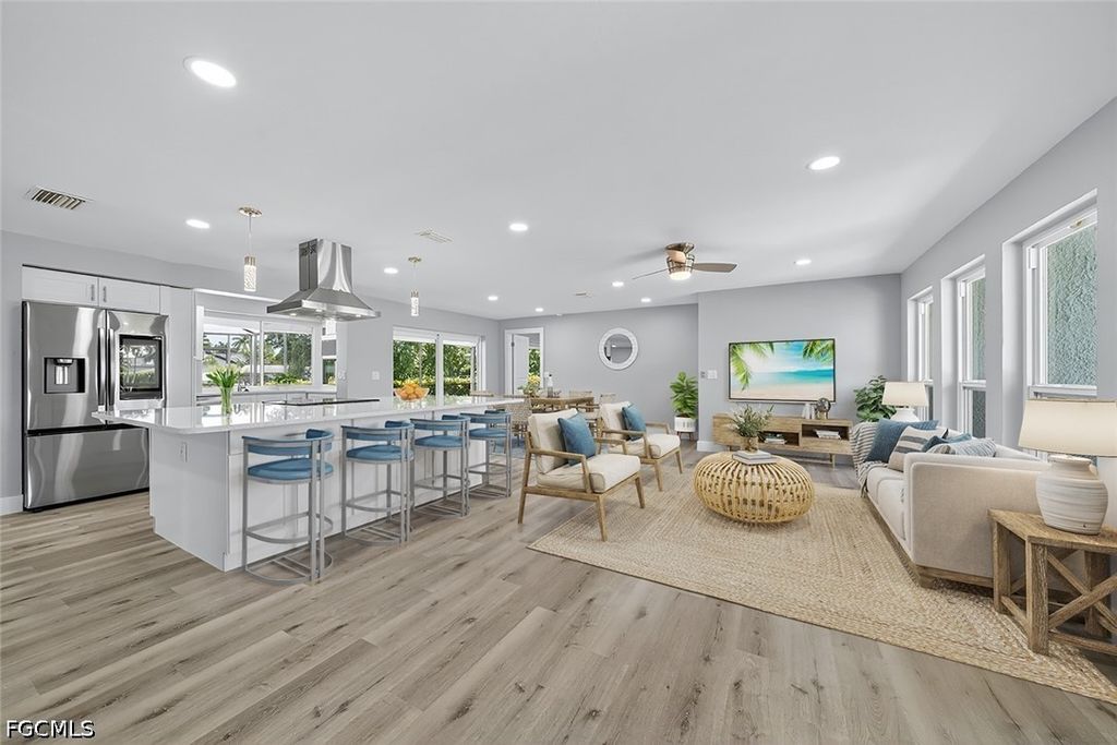 1358 Sheffield WAY, Fort Myers, FL 33919