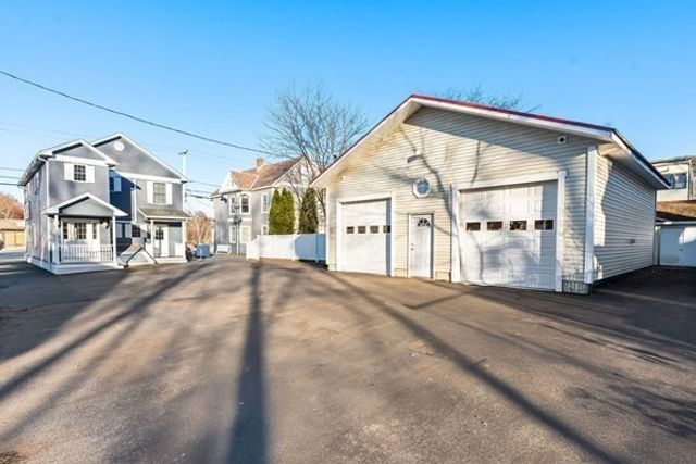381 Summer Street, Fitchburg, MA 01420